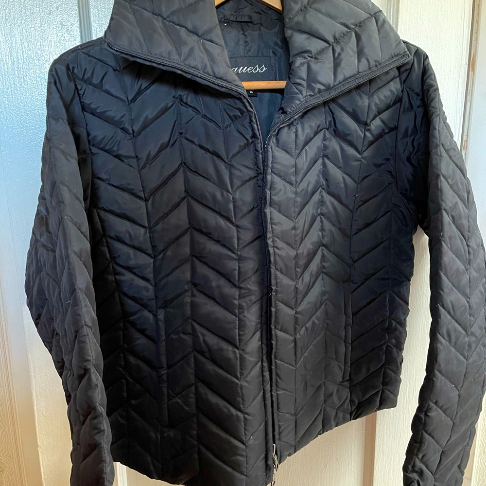Guess Women’s Lightweight Cropped Quilted Puffer Nylon Down Jacket